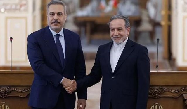 Bakan Fidan ve İranlı Mevkidaşı Arakçi Müzakereleri Değerlendirdi