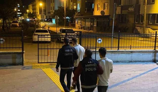 Bartın'da uyuşturucu operasyonunda 8 kişi gözaltına alındı
