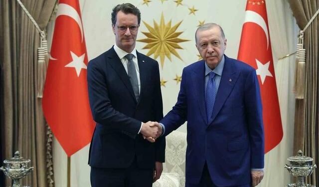 Cumhurbaşkanı Erdoğan, Almanya'nın Kuzey Ren-Vestfalya Başbakanı Wüst ile Beştepe'de Görüştü