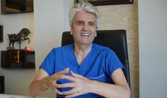 Ergenlikte aşırı göğüs büyüklüğü kız çocuklarında fiziksel ve psikolojik sorunlara yol açıyor