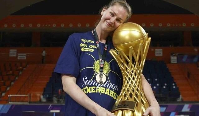 Fenerbahçe, Emma Meesseman ile 2027'ye kadar sözleşme yeniledi