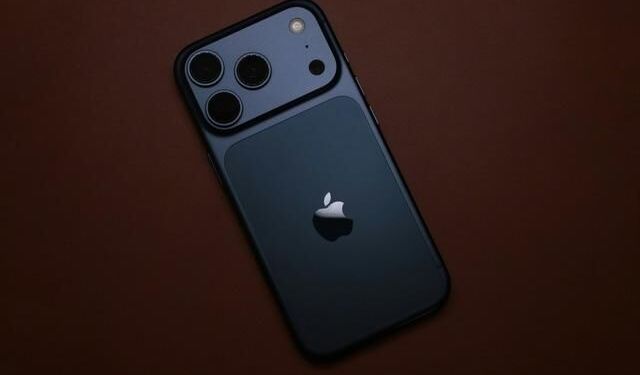 iPhone 18 Pro, Değişken Diyafram ve Yeni Modemle Geliyor