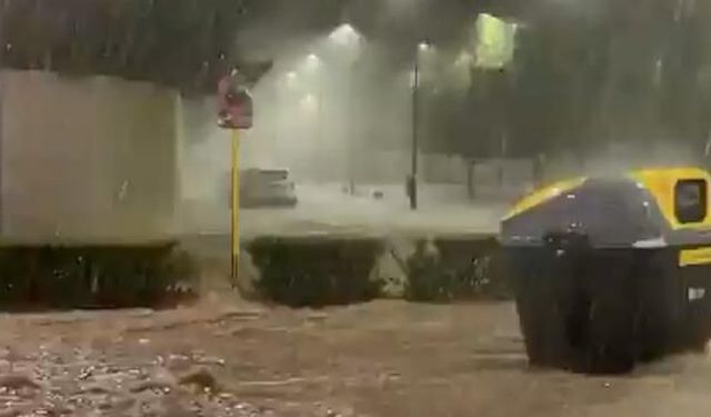 İspanya'nın Valencia şehrinde sel felaketi yaşandı