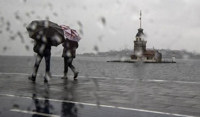 İstanbul'da Önümüzdeki Hafta Kuvvetli Sağanak Yağış Bekleniyor
