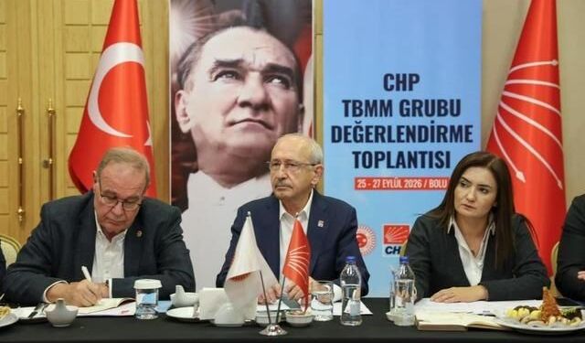 Kemal Kılıçdaroğlu, Bolu'da CHP TBMM Grubu Yönetim Kurulu toplantısını yönetti