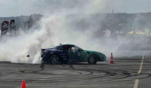 Tekirdağ'da 120 modifiye araçla düzenlenen drift festivali büyük ilgi gördü