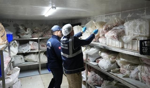 15 ton bozuk etin satışa çıkması önlendi, savunmalar şaşkınlık yarattı
