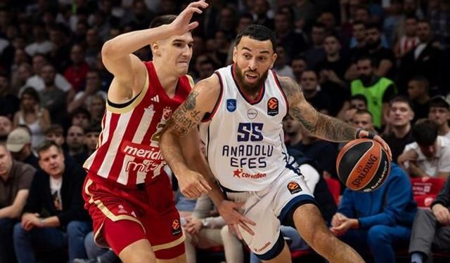 Anadolu Efes'in Mike James'i aşil tendonu ameliyatı oldu