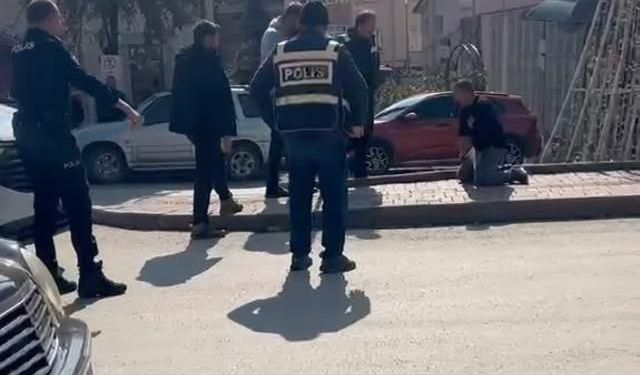 Bolu Gerede'de Bıçaklı Şahıs Polis Müdahalesiyle Kontrol Altına Alındı