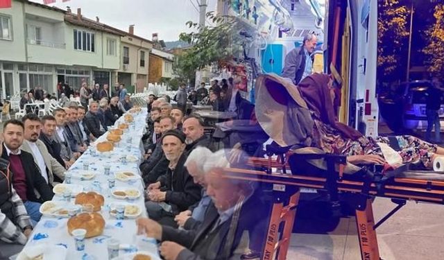 Bursa'da Pilav Günü Etkinliğinde 100 Kişi Mide Rahatsızlığı Nedeniyle Hastaneye Başvurdu