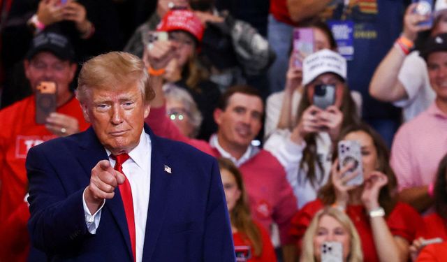 Donald Trump'tan 'Yapay Zekâ' Terimine Yasaklama Çağrısı