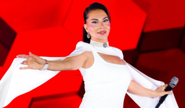 Ebru Yaşar, Volkswagen Arena'daki konserleri için özel sahne hazırlıyor