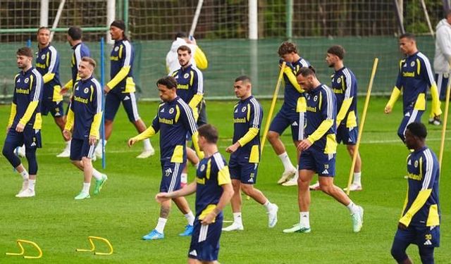 Fenerbahçe'nin Aston Villa Kamp Kadrosunda Lukaku Sürprizi