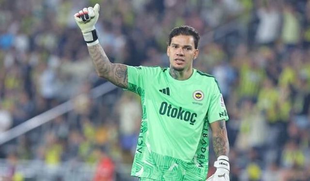 Fenerbahçe'nin Yeşil Kaleci Forması Lansmanında Ederson'a Yoğun İlgi