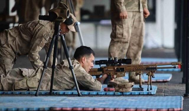 Foça'da Boran-8 Uluslararası Keskin Nişancı Yarışması Devam Ediyor