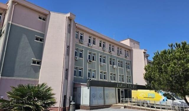 Gönen'de emlak dolandırıcılığı soruşturmasında 4 kişi tutuklandı