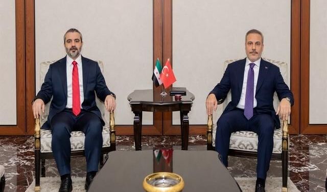 Hakan Fidan Ankara'da Suriye Dışişleri Bakanı Şeybani ile Görüştü