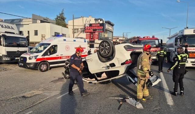 İstanbul Silivri'de E-5 Karayolu'nda Zincirleme Trafik Kazası: 2 Yaralı