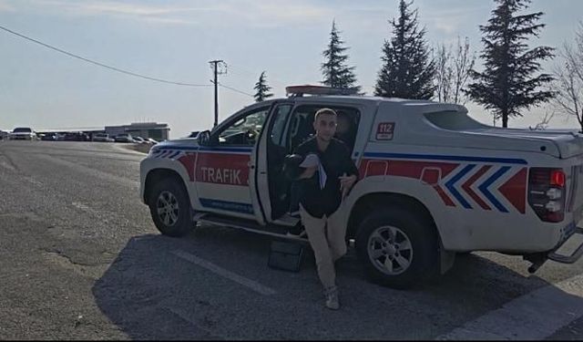 Lastiği patlayan araçtaki 3 aday KPSS sınavına zamanında ulaştı