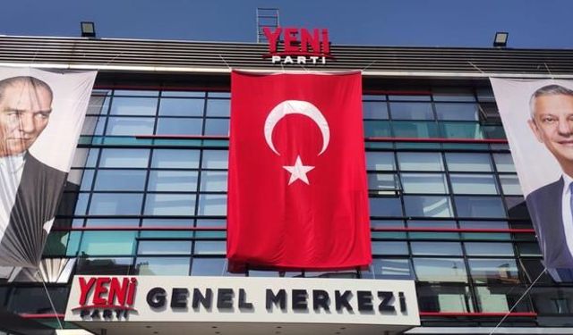 Maltepe Belediye Başkanı Esin Köymen CHP'den ayrılarak YENİ Parti'ye katıldı