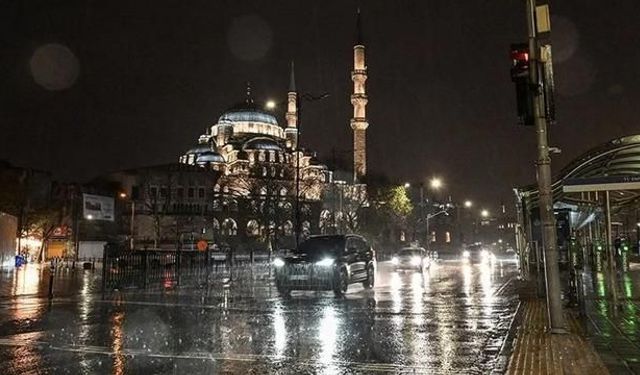 Meteoroloji 6 Günlük Sağanak Yağış Uyarısı Yaptı, İstanbul'a 3 Günlük Yağış Tarihi Verildi