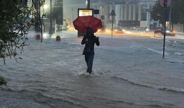 Meteoroloji İstanbul ve Çevresinde Kuvvetli Yağış Uyarısı Yaptı