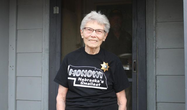 Nebraska'daki Monowi kasabasının tek sakini 88 yaşındaki Elsie Eiler
