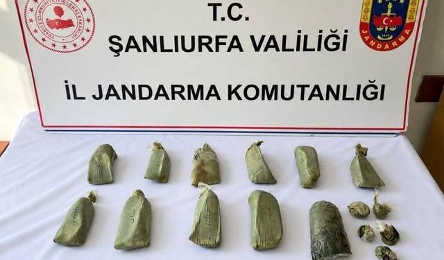 Şanlıurfa Suruç'ta 5,5 kilogram esrar ele geçirildi