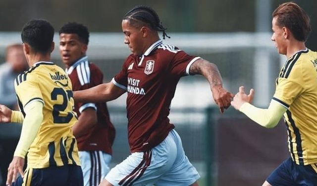 UEFA Gençlik Ligi'nde Aston Villa U19, Fenerbahçe U19'u 2-1 yendi