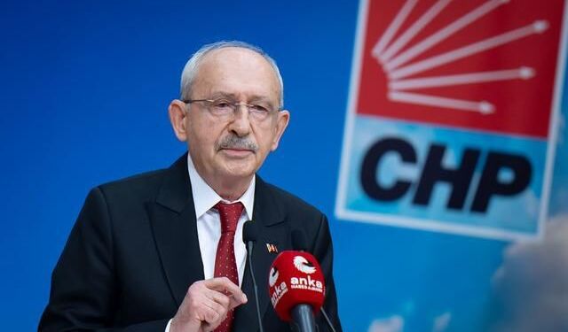 Ümit Uysal, CHP Genel Başkanlığı için adaylığını açıkladı