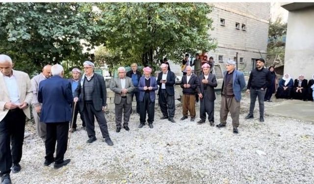 Yüksekova'daki 31 Yıl Önce Boşaltılan İkiyaka Köyü Sakinleri Geri Dönmek İstiyor