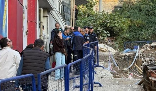 Zonguldak'ta çöken bina sonrası 28 daireli apartman tahliye edildi