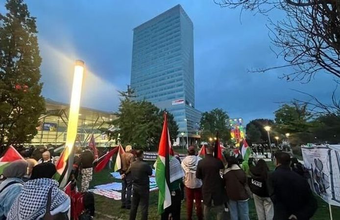 Linz'de Avusturya-İsrail maçı öncesi İsrail karşıtı protesto düzenlendi