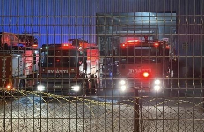 Sakarya'da ASAŞ Alüminyum fabrikasında patlama: 3 kişi yaralandı