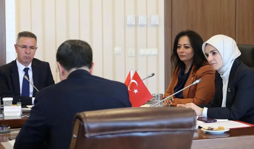 Bakan Göktaş'tan yoğun "aile diplomasisi"