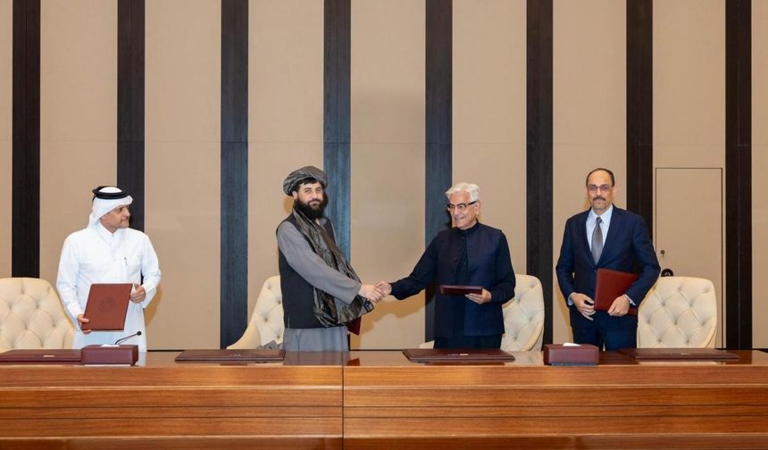 Türkiye ile Katar devreye girdi! Afganistan ve Pakistan savaşı bitirdi