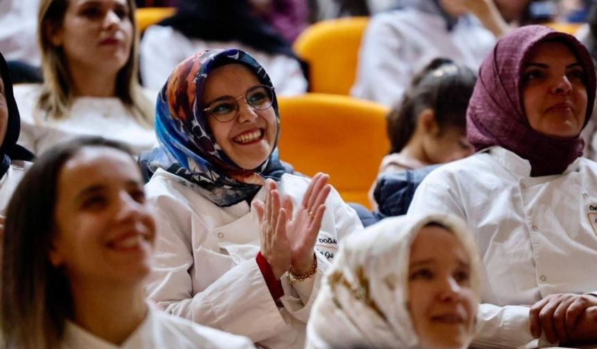 Depremzede kadınlara umut: 'Daha Güçlü Yarınlar, Daha Güçlü Kadınlar' projesi tamamlandı