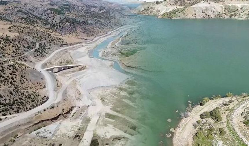 1500 Yıllık Altınlı Köprü Baraj Sularının Altında Kaldı