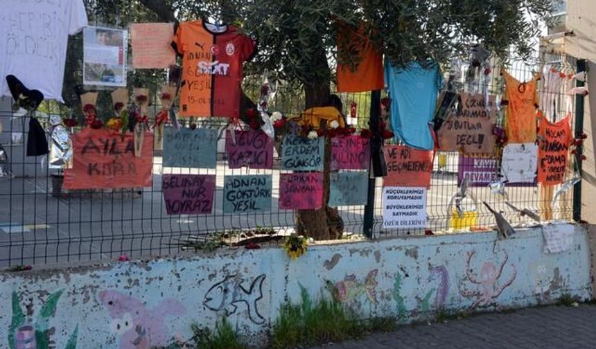 Ayser Çalık Ortaokulu'nda Hüzünlü 23 Nisan Anması