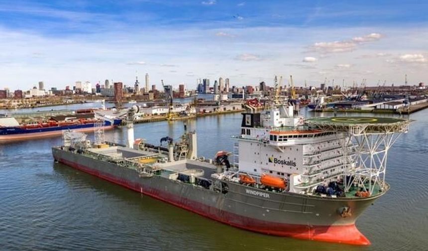 Dünyanın En Büyük Deniz Altı Kaya Yerleştirme Gemisi Windpiper Hollanda'da Son Hazırlıklarını Yapıyor