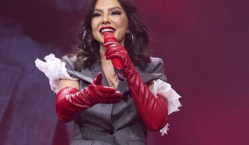 Ebru Gündeş'in Yüz Gerdirme Ameliyatı İçin Harcadığı Miktar Dikkat Çekti