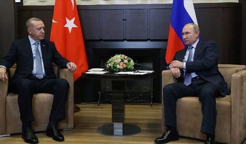 Erdoğan ve Putin'den Bölgesel ve Küresel Konuları Kapsayan Telefon Görüşmesi