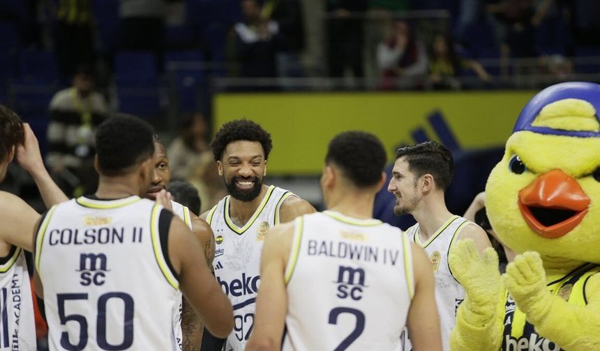 Fenerbahçe Beko, EuroLeague normal sezonunu galibiyetle tamamladı