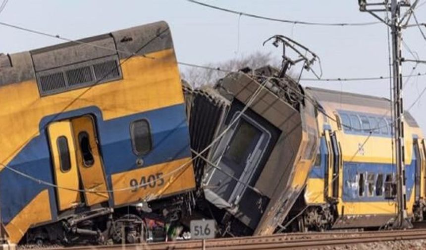 Kopenhag Yakınlarında İki Tren Çarpıştı: 17 Yaralı