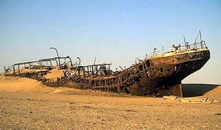 Namib Çölü'nde 5 Bin Yıllık Hazine Yüklü Gemi Enkazı Bulundu