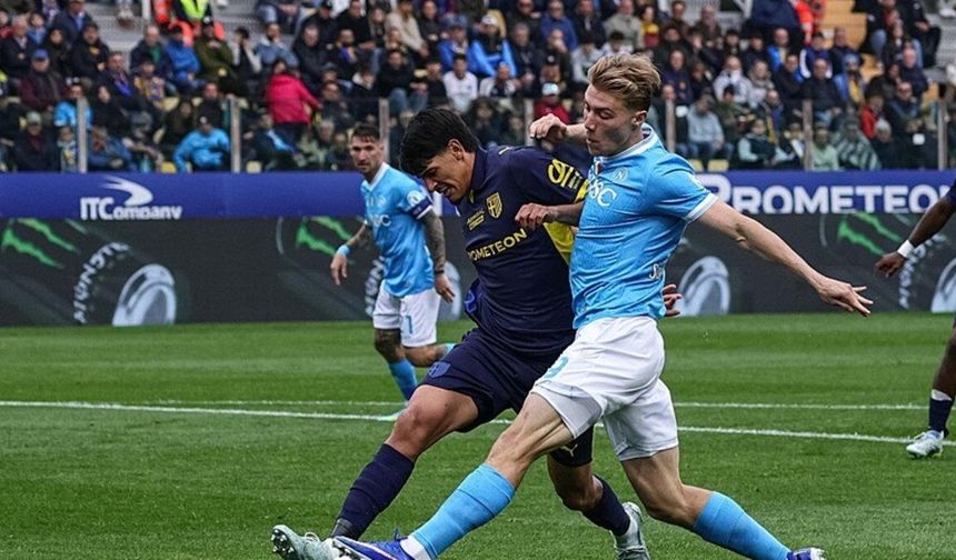 Napoli ve Parma Maçı 1-1 Berabere Sonuçlandı