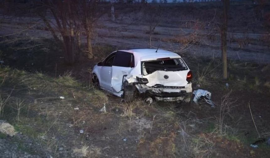 Nevşehir'de Alkollü Sürücünün Neden Olduğu Kazada 2 Kişi Yaralandı