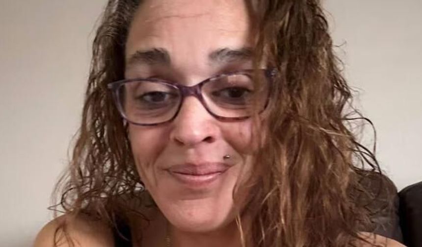 Sezaryen Sonrası Et Yiyen Bakteri Enfeksiyonu Anneyi 9 Yıl Tekerlekli Sandalyeye Bağladı