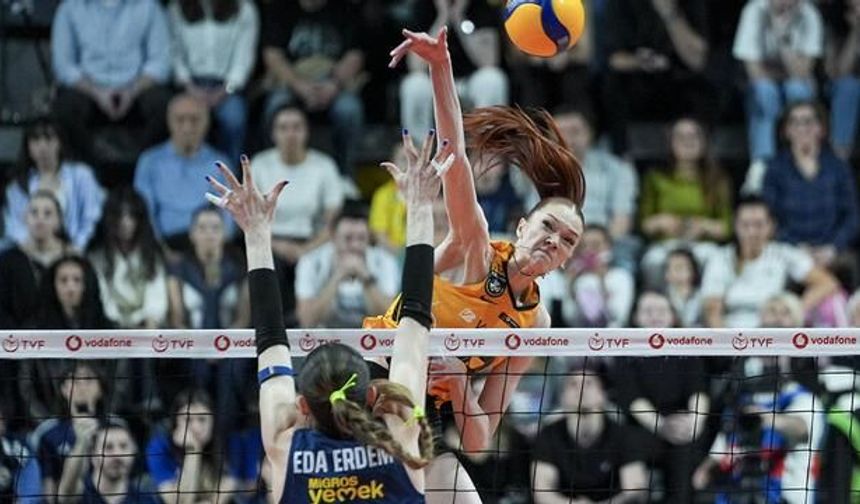 VakıfBank, Fenerbahçe Medicana'yı Finalde Yenerek Şampiyonluğunu Korudu