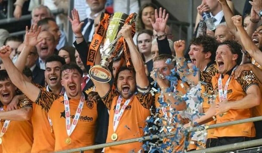 Acun Ilıcalı, Hull City Futbolcularına Verdiği Sözü Yerine Getirdi